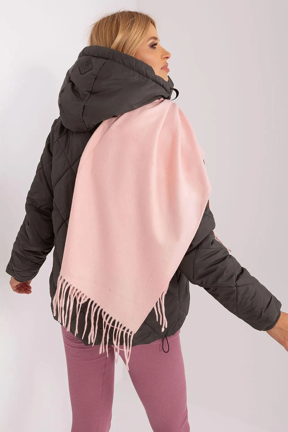 Chic Winter Wrap with Tassel Accents - Luxurious 100% Polyester, 196 cm Long