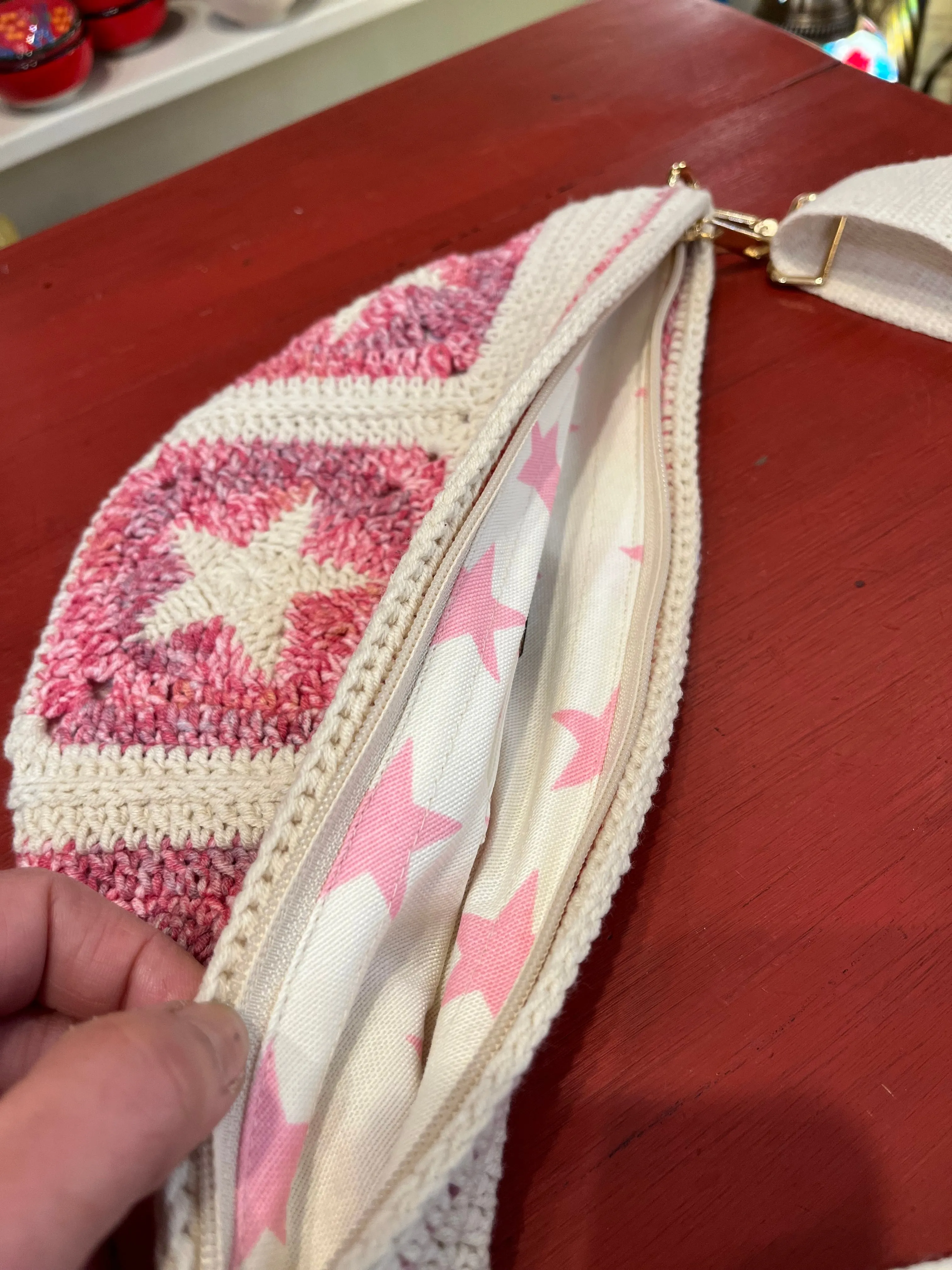 Hand Crochet Crossbody Adjustable Bag Pink Star