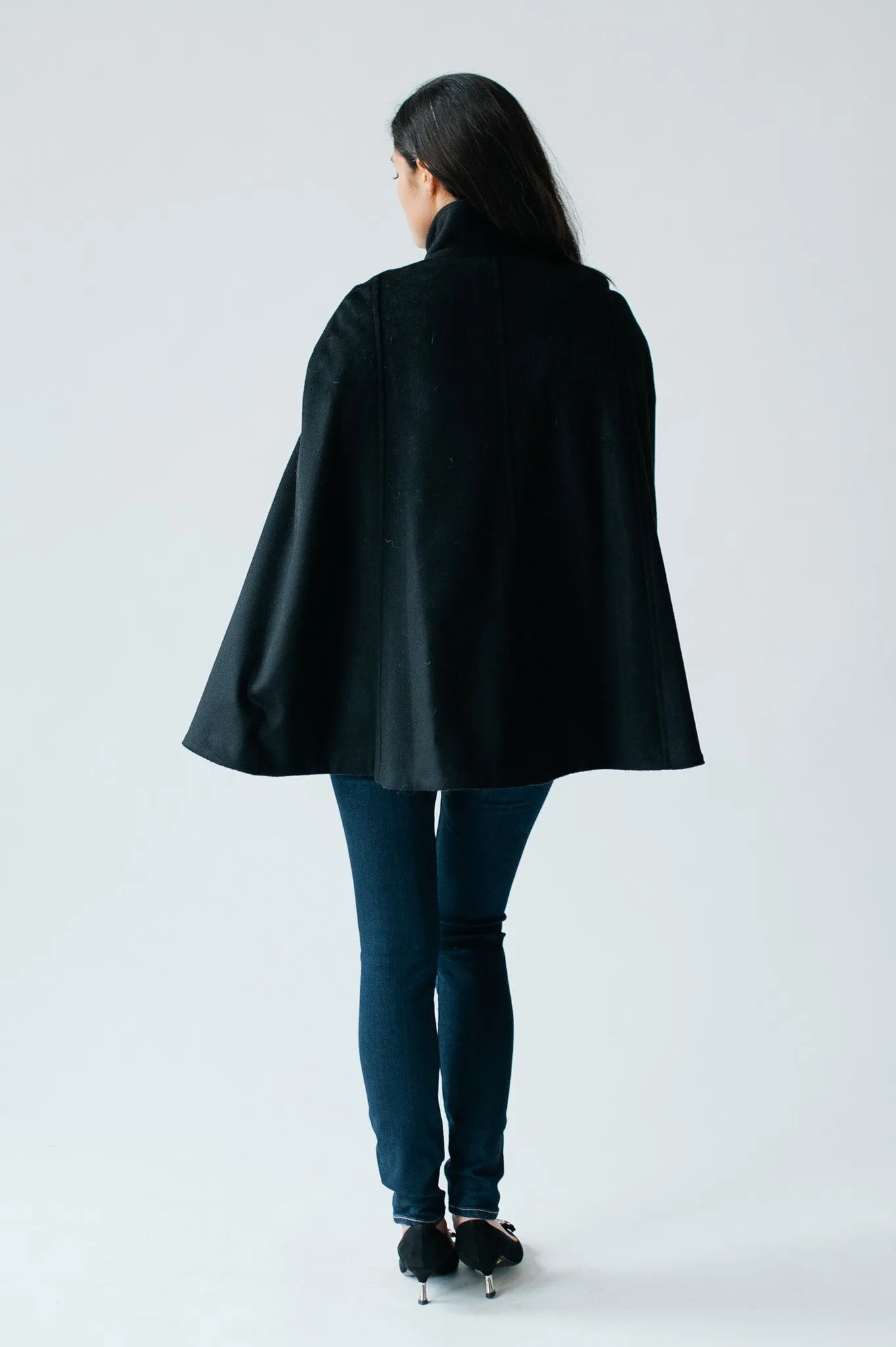 High Street Swing Cape - Black