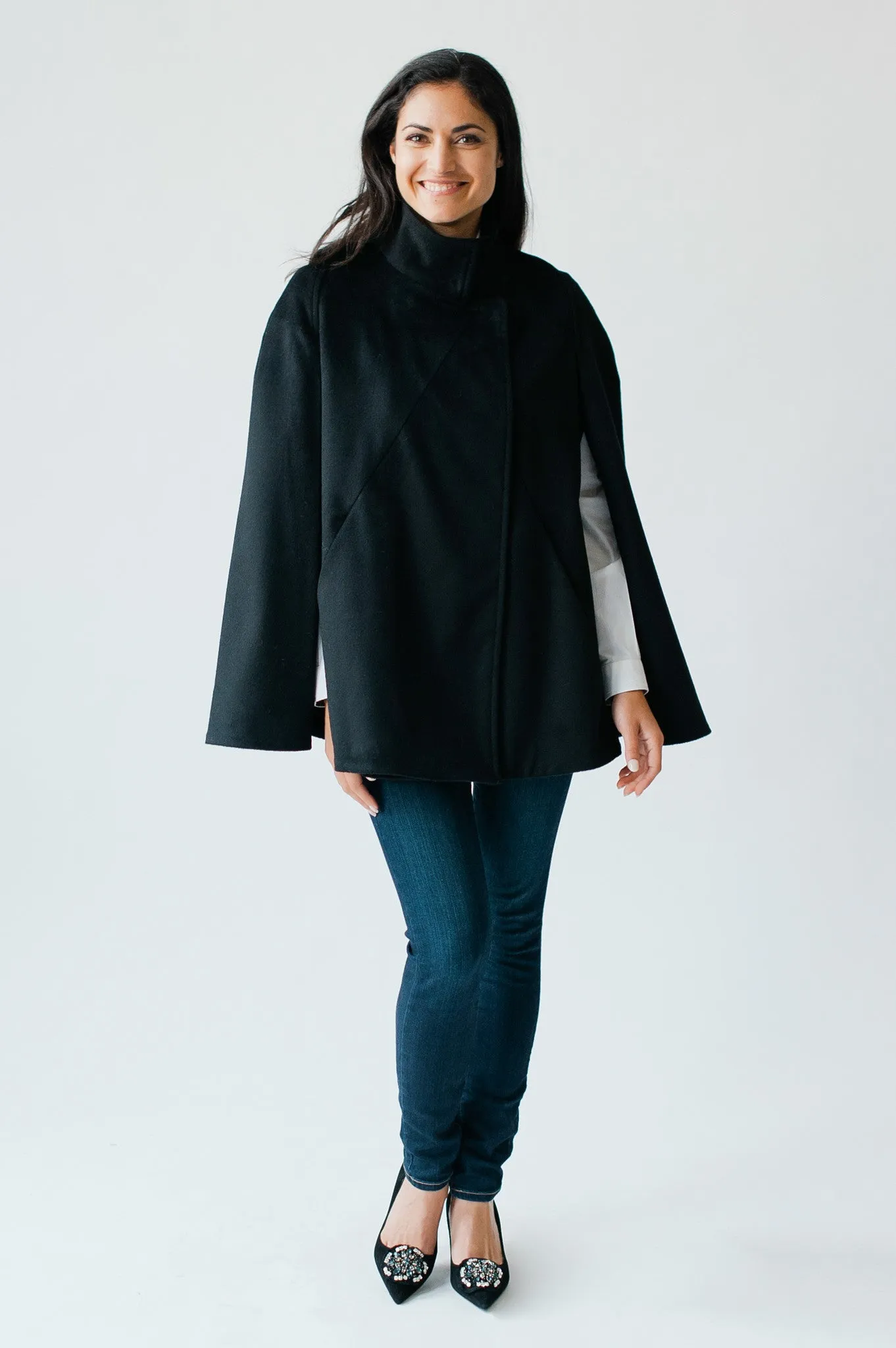 High Street Swing Cape - Black