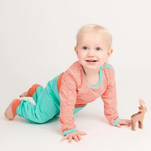 Long-sleeve baby body "Dotted Lines Coral/Mint"