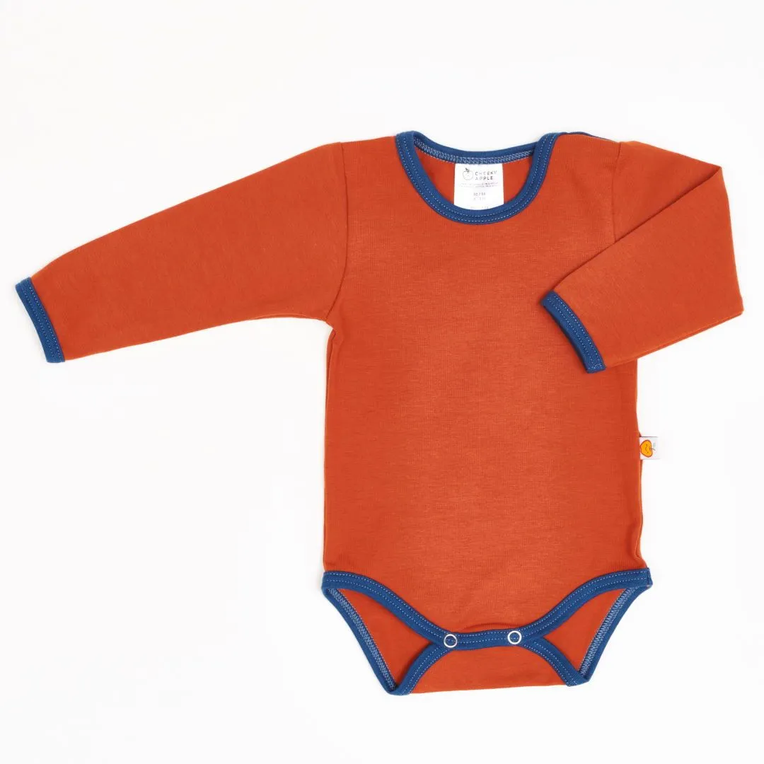 Long-sleeve baby body "Rust/Indigo"