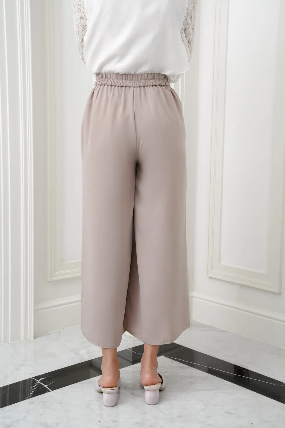 Mary Pants Taupe