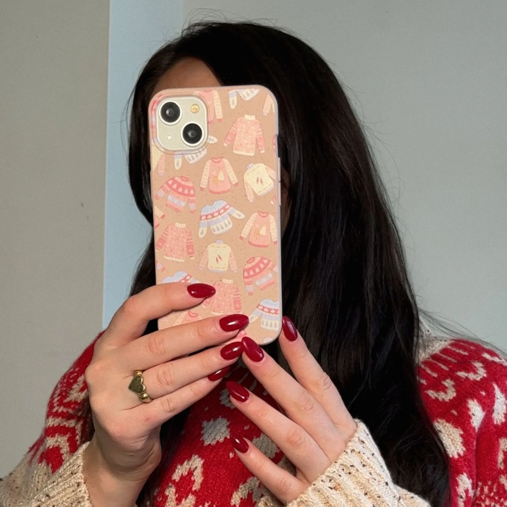 Seashell Sweater Weather iPhone 15 Case