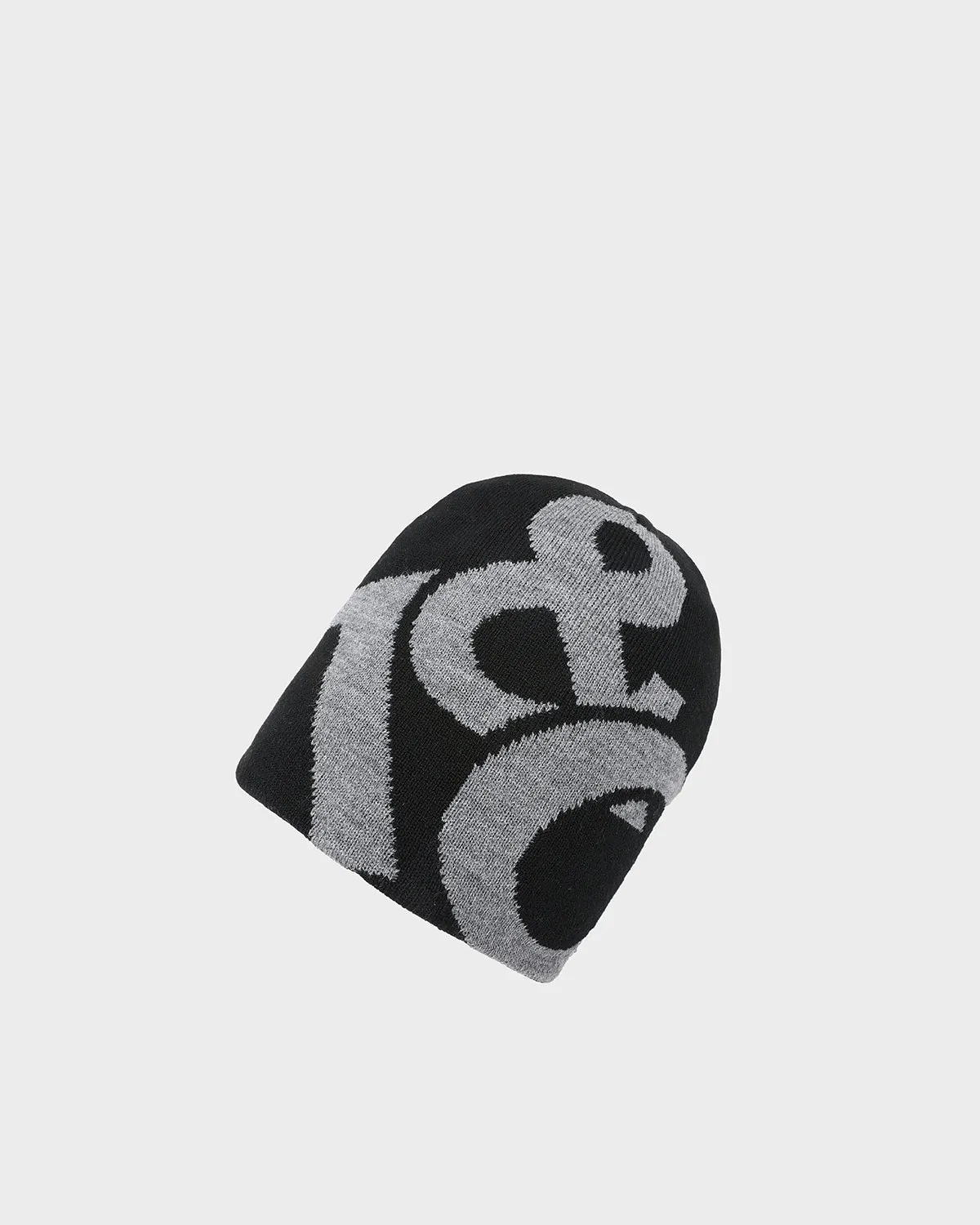 T&C Beanie Scarf Set in Black