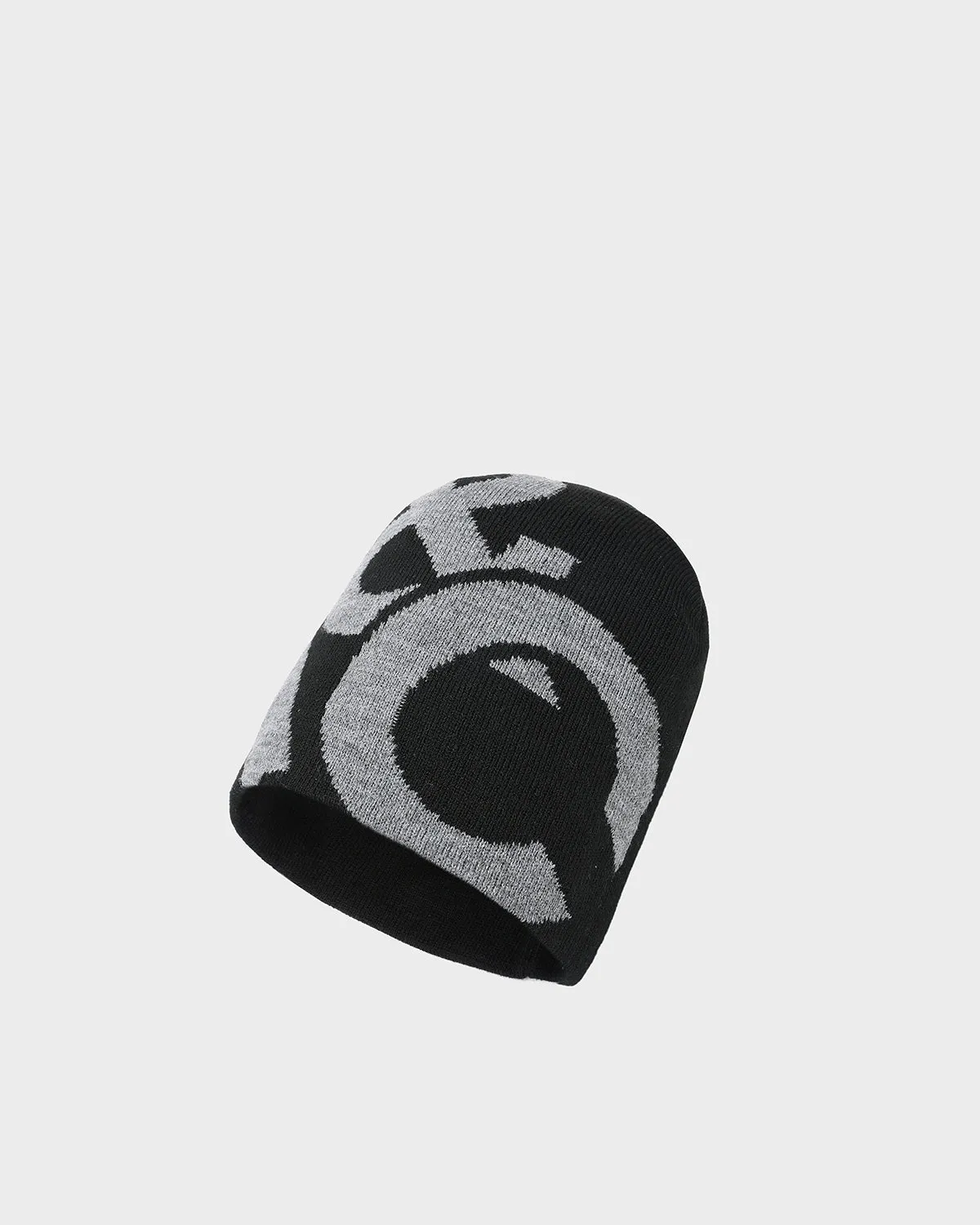 T&C Beanie Scarf Set in Black