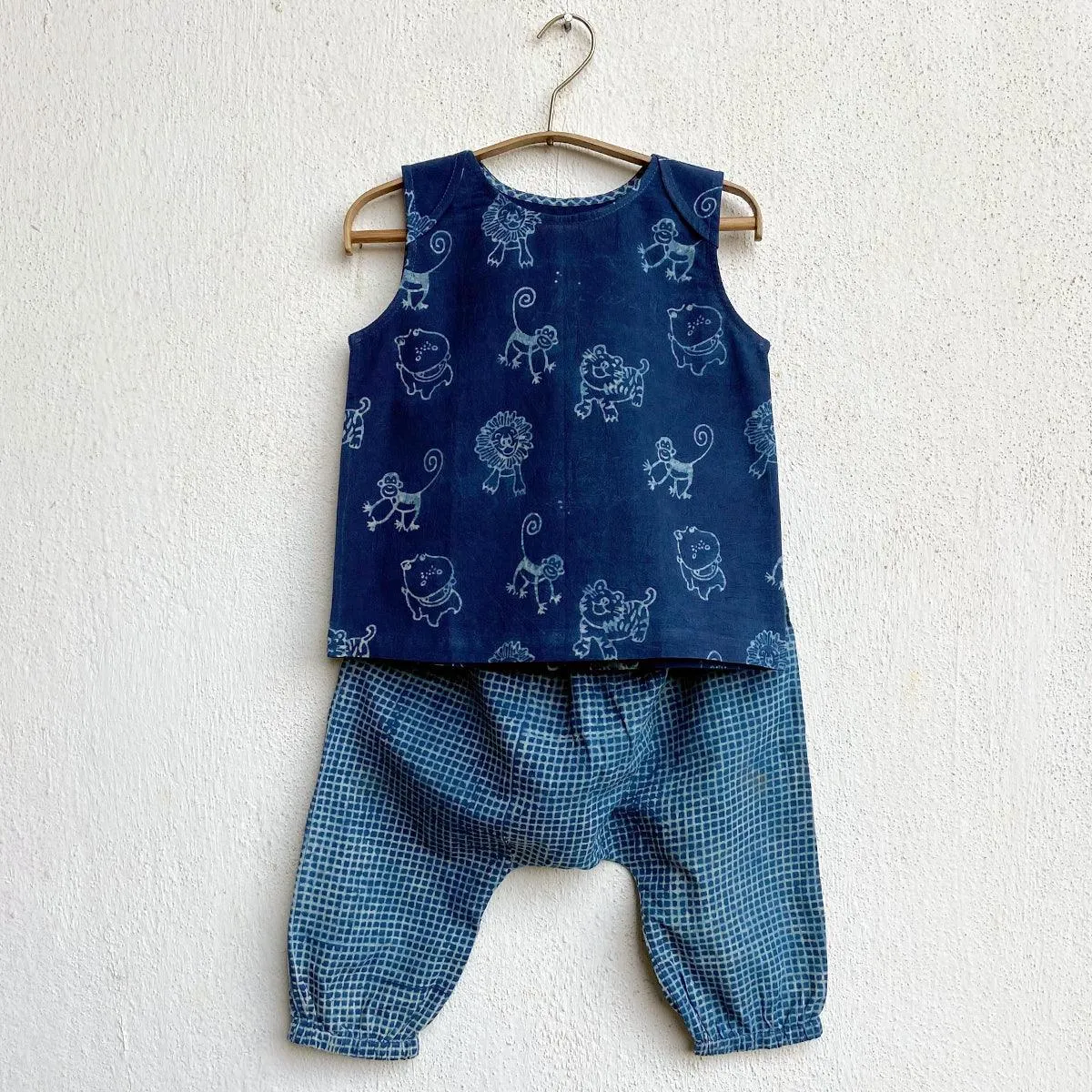 UNISEX ORGANIC ZOO  JHABLA WITH INDIGO CHECK PANTS